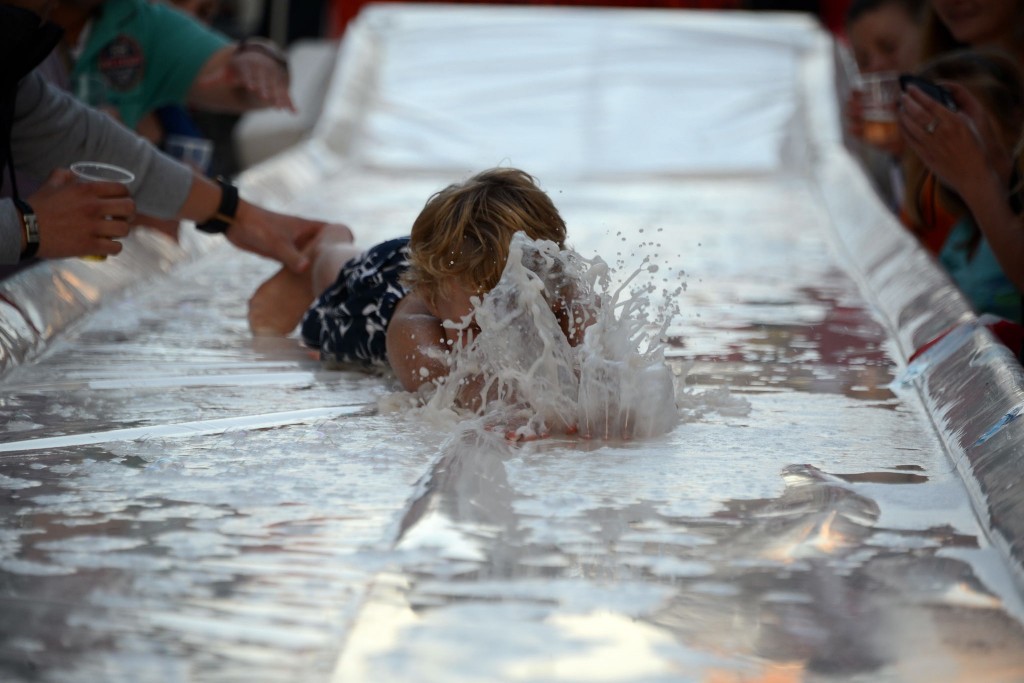 ../Images/Donderdag kermis 472.jpg